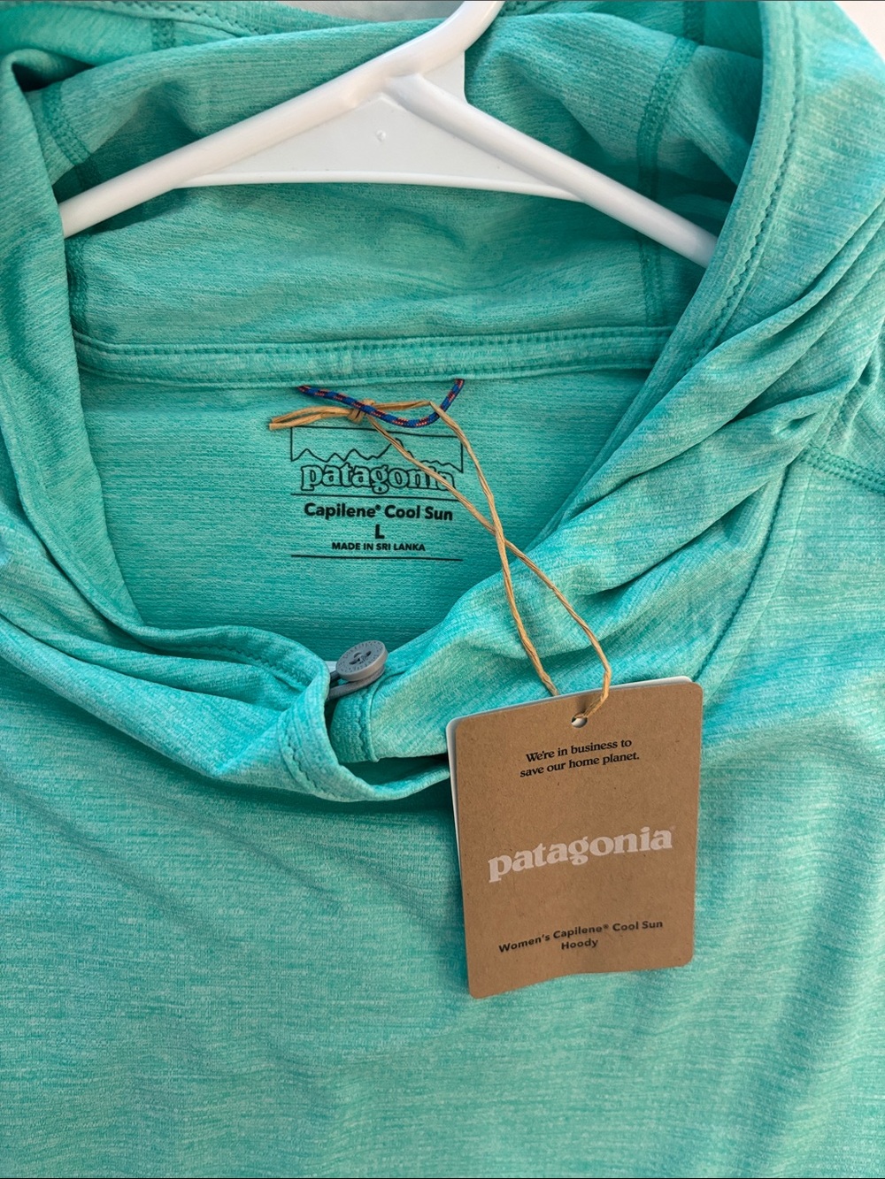 Patagonia Women's Capilene Cool Sun Hoodie in Teal - Picture 2 of 4